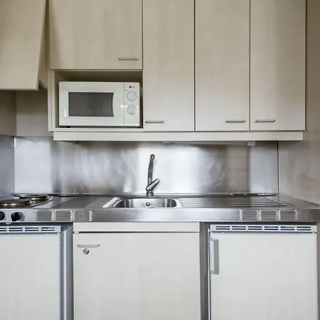 Residencia Universitaria Resa Manuel Agud Querol * سان سيباستيان