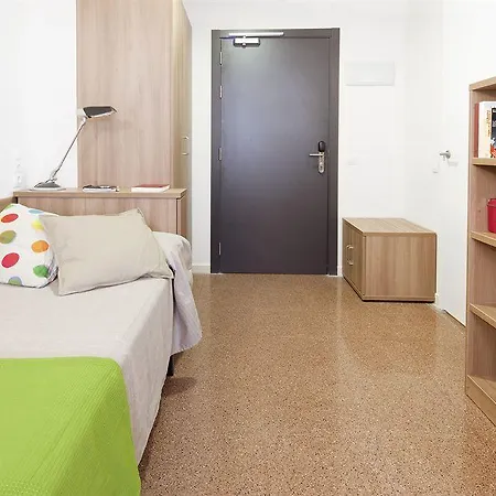 شقة Residencia Universitaria Resa Manuel Agud Querol