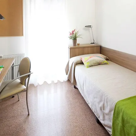 Apartamento Residencia Universitaria Resa Manuel Agud Querol *