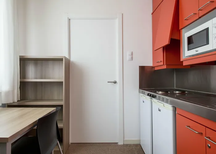 Residencia Universitaria Resa Manuel Agud Querol Apartment San Sebastian