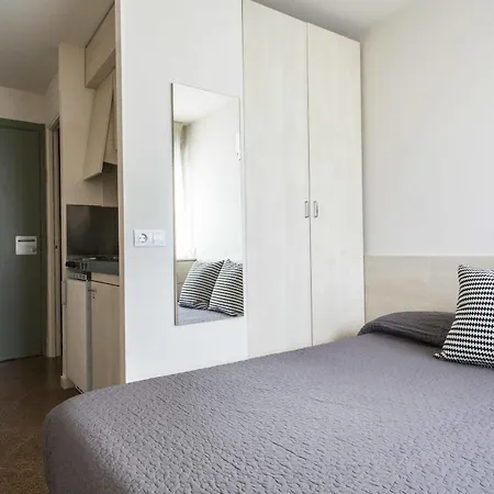 Residencia Universitaria Resa Manuel Agud Querol * San Sebastián