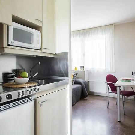 Residencia Universitaria Resa Manuel Agud Querol Apartment San Sebastián