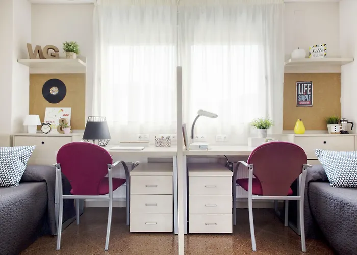 Residencia Universitaria Resa Manuel Agud Querol * سان سيباستيان