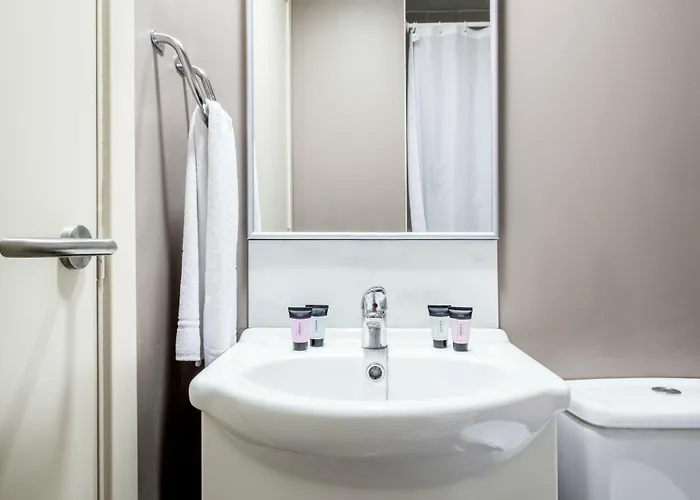 Residencia Universitaria Resa Manuel Agud Querol شقة