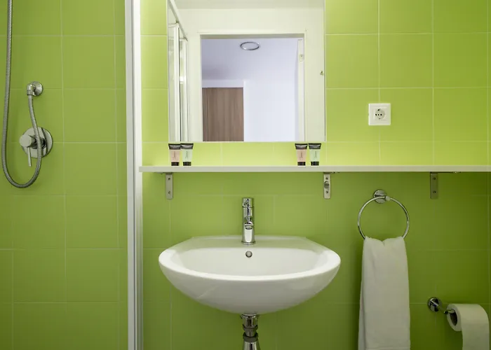 Residencia Universitaria Resa Manuel Agud Querol * Σαν Σεμπαστιάν