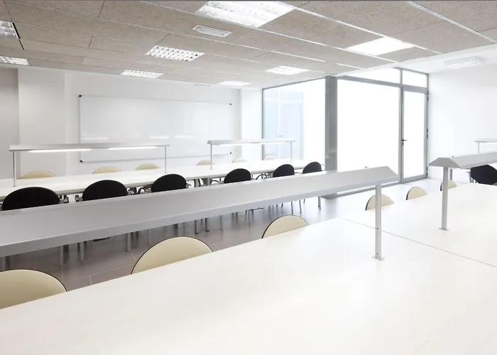 Residencia Universitaria Resa Manuel Agud Querol * Σαν Σεμπαστιάν