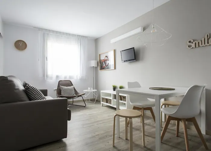 Residencia Universitaria Resa Manuel Agud Querol *