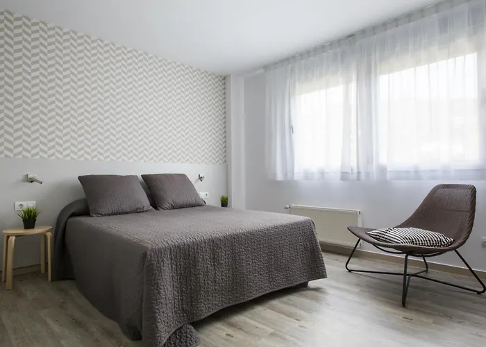 Residencia Universitaria Resa Manuel Agud Querol Διαμέρισμα *