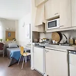 Apartman Residencia Universitaria Resa Manuel Agud Querol *