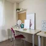 Residencia Universitaria Resa Manuel Agud Querol Apartman