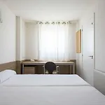 Residencia Universitaria Resa Manuel Agud Querol Apartman San Sebastián