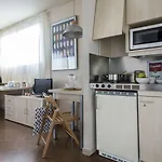 Residencia Universitaria Resa Manuel Agud Querol Apartman *