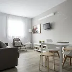 Residencia Universitaria Resa Manuel Agud Querol *