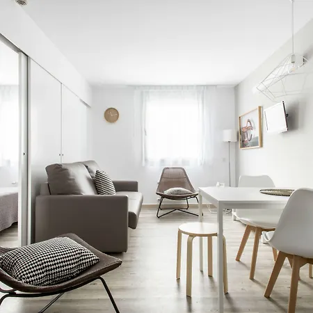 Residencia Universitaria Resa Manuel Agud Querol Apartman