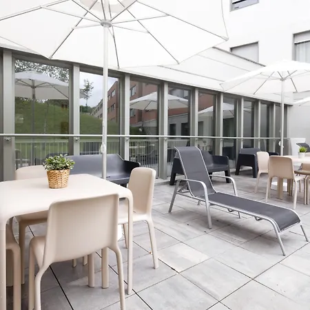 Residencia Universitaria Resa Manuel Agud Querol Apartamento *